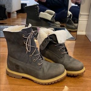 Timberland boots! Size woman’s 6.